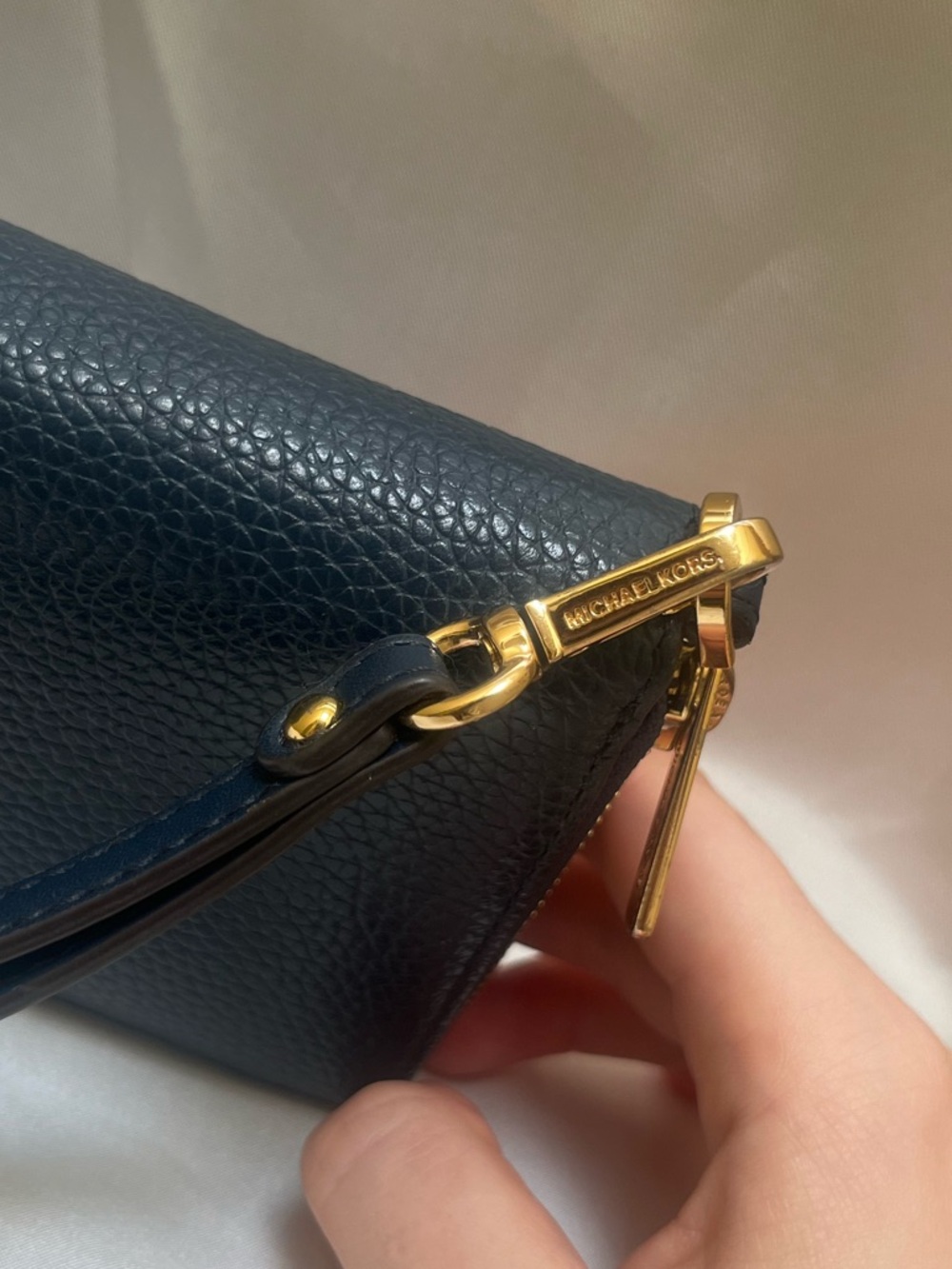 Michael Kors Navy Large Jet Set Continental Travel Wallet - Picture 8 of 15